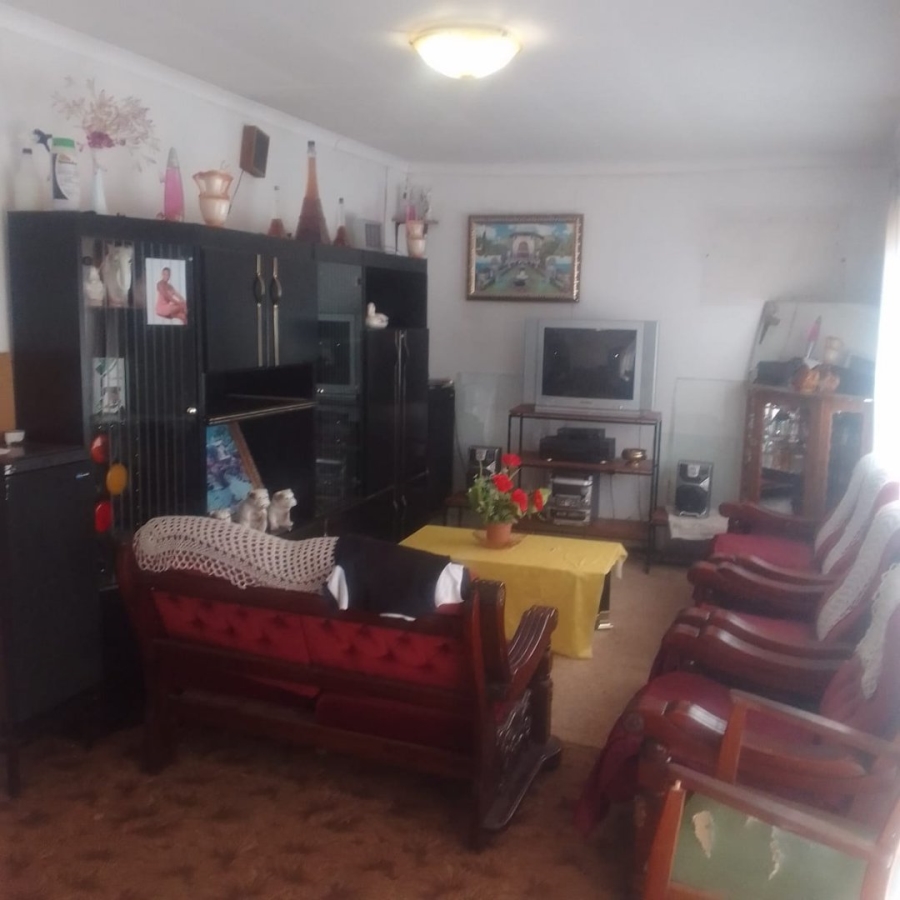 2 Bedroom Property for Sale in Zonisele Xeza Hills Free State